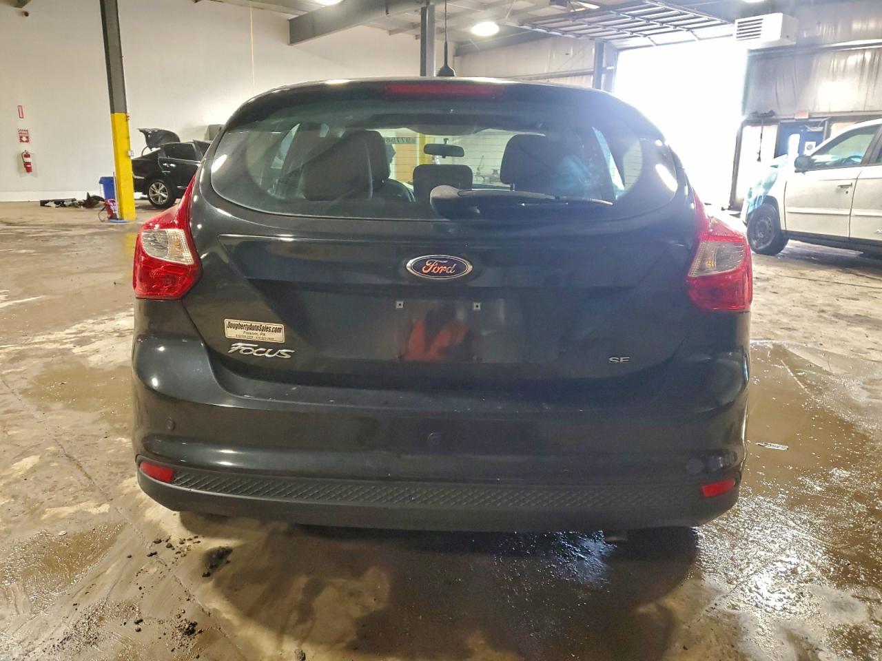 2014 FORD FOCUS SE photo 6