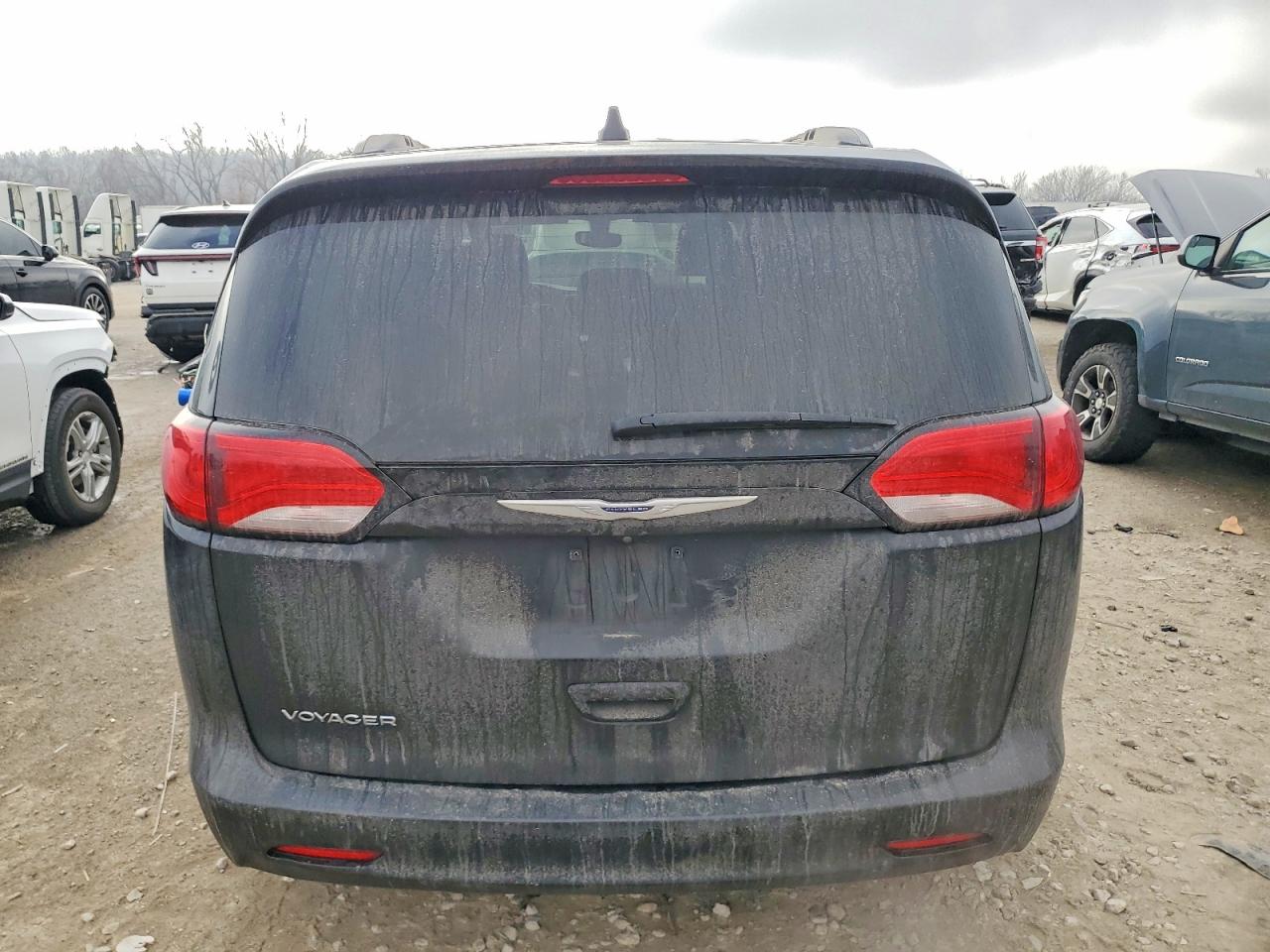 2020 CHRYSLER VOYAGER LXI photo 6