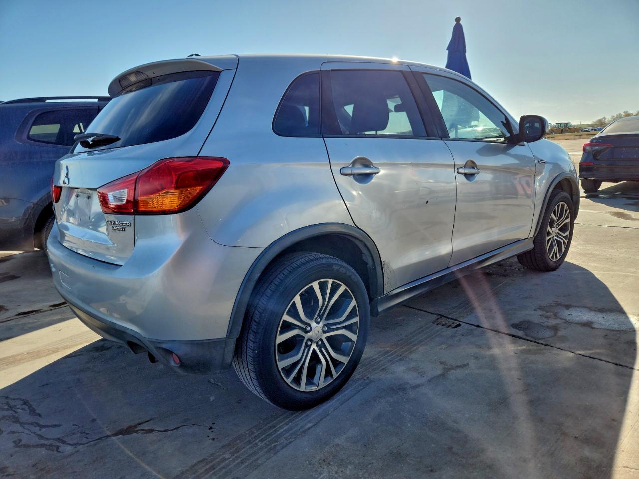 2016 MITSUBISHI OUTLANDER SPORT ES photo 3