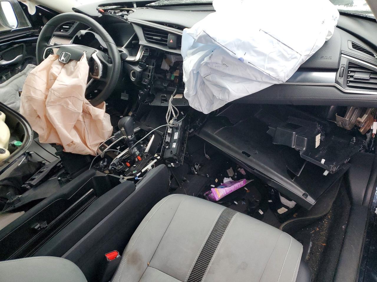 2016 HONDA CIVIC EX photo 8