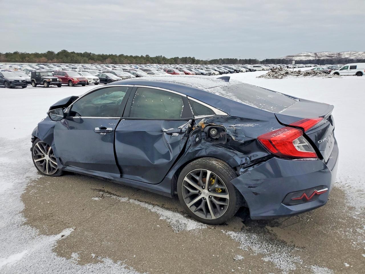 2016 HONDA CIVIC EX photo 2