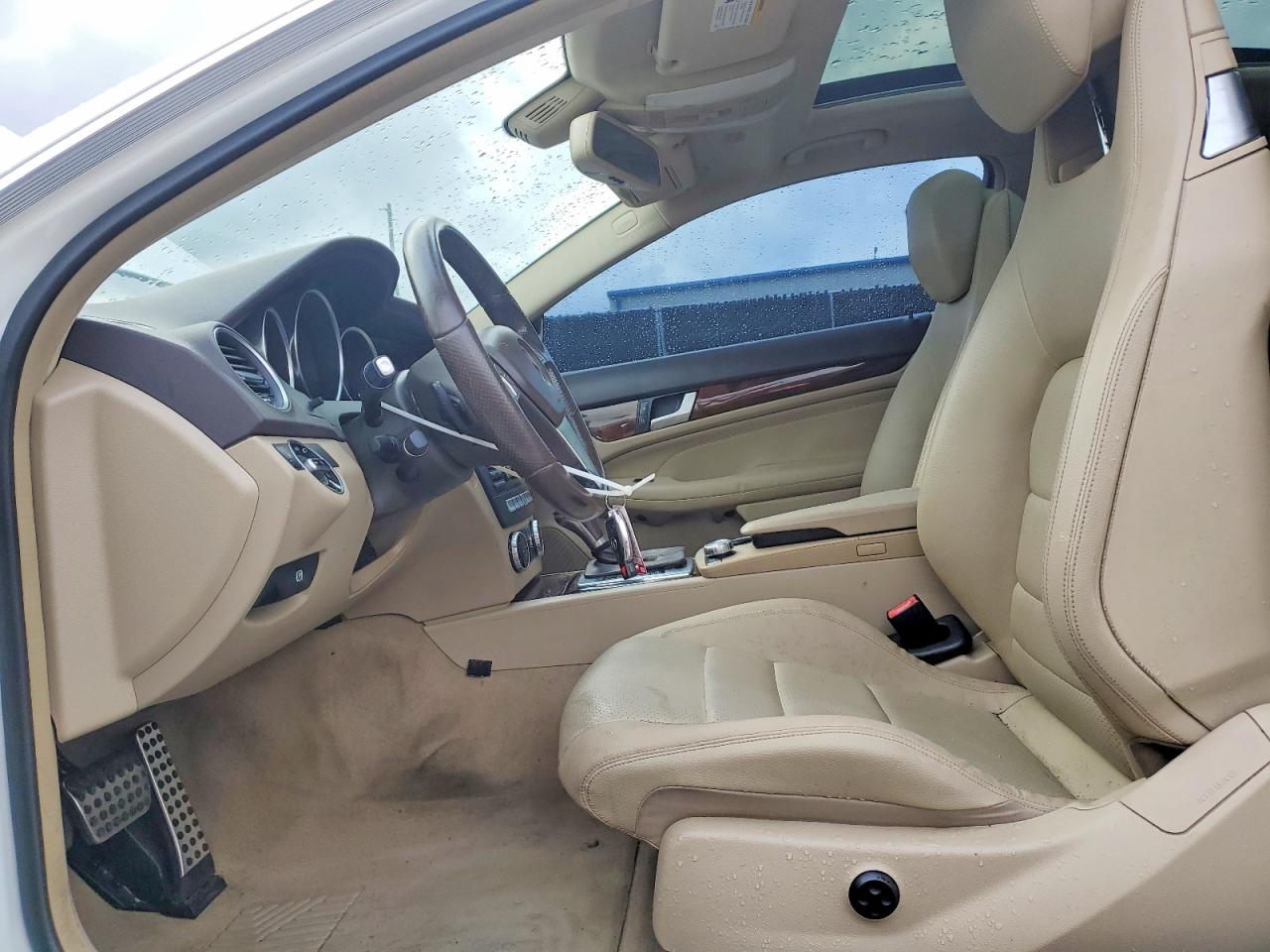 2015 MERCEDES-BENZ C 250 photo 7