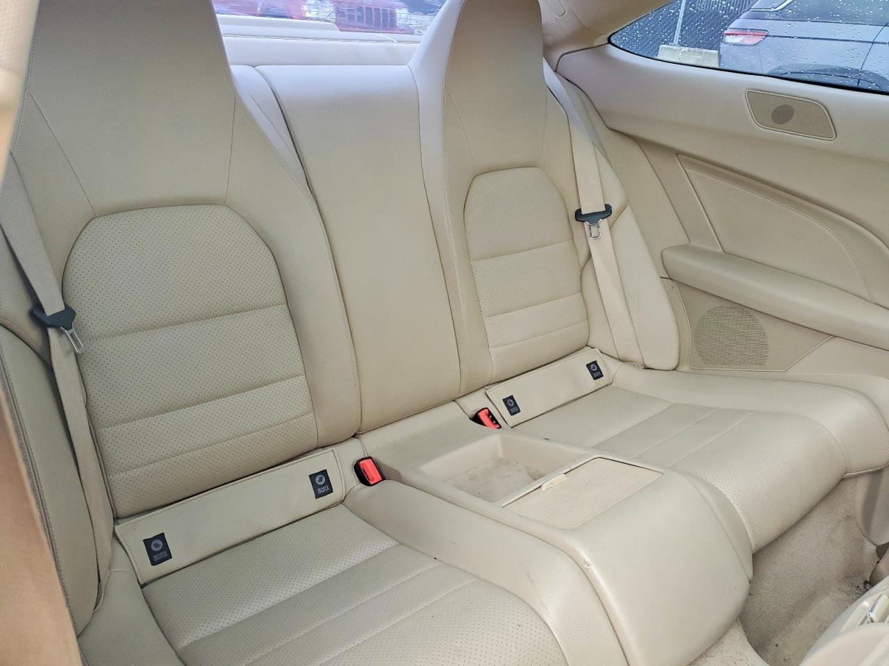 2015 MERCEDES-BENZ C 250 photo 10