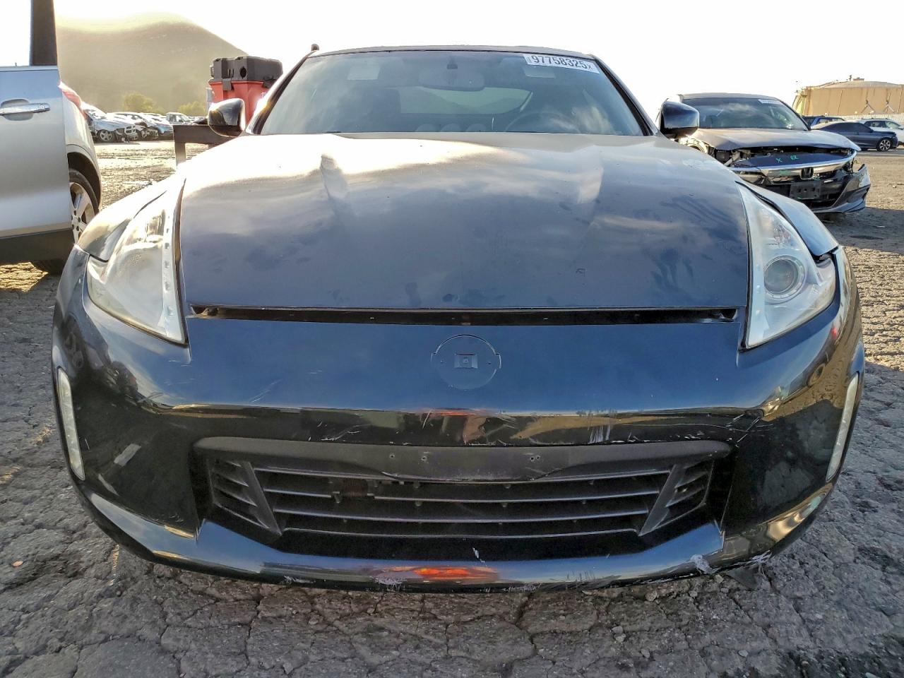2017 NISSAN 370Z BASE photo 5
