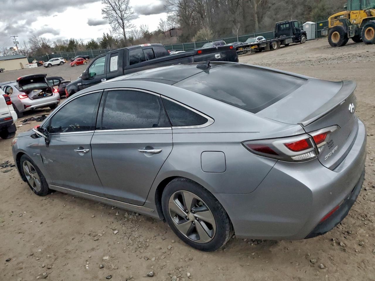 2016 HYUNDAI SONATA HYBRID photo 3