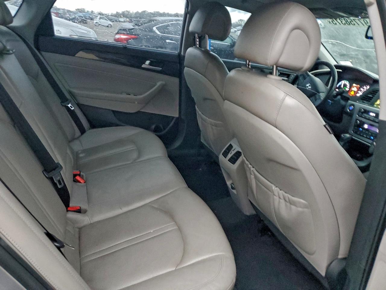 2016 HYUNDAI SONATA HYBRID photo 19