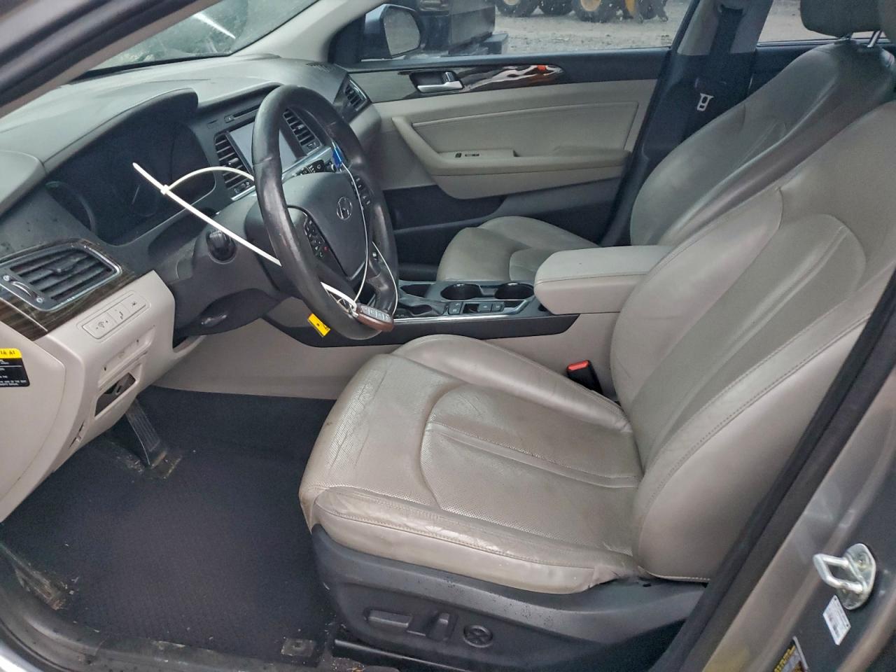2016 HYUNDAI SONATA HYBRID photo 13