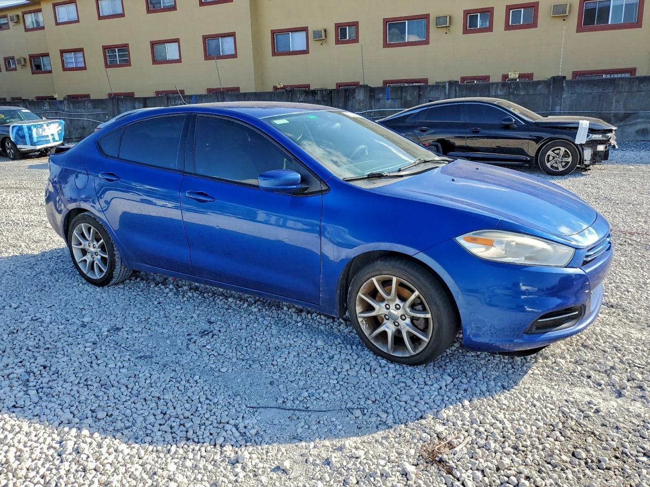 2013 DODGE DART SXT photo 4