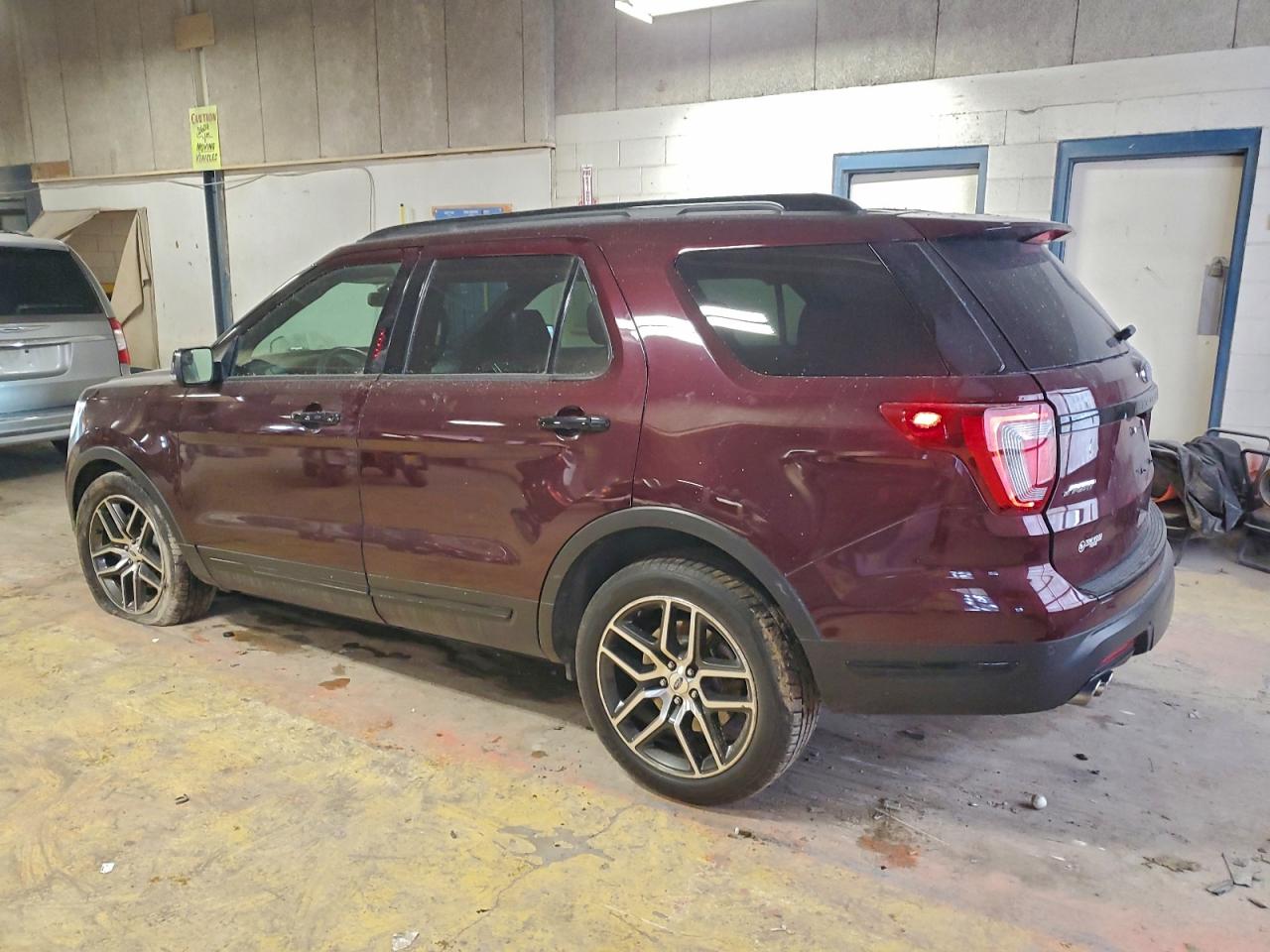 2018 FORD EXPLORER SPORT photo 2