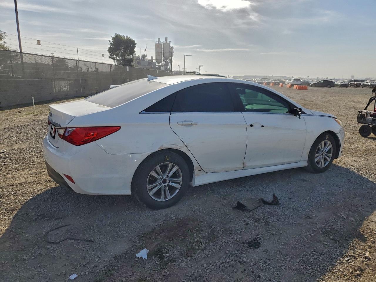 2014 HYUNDAI SONATA GLS photo 3