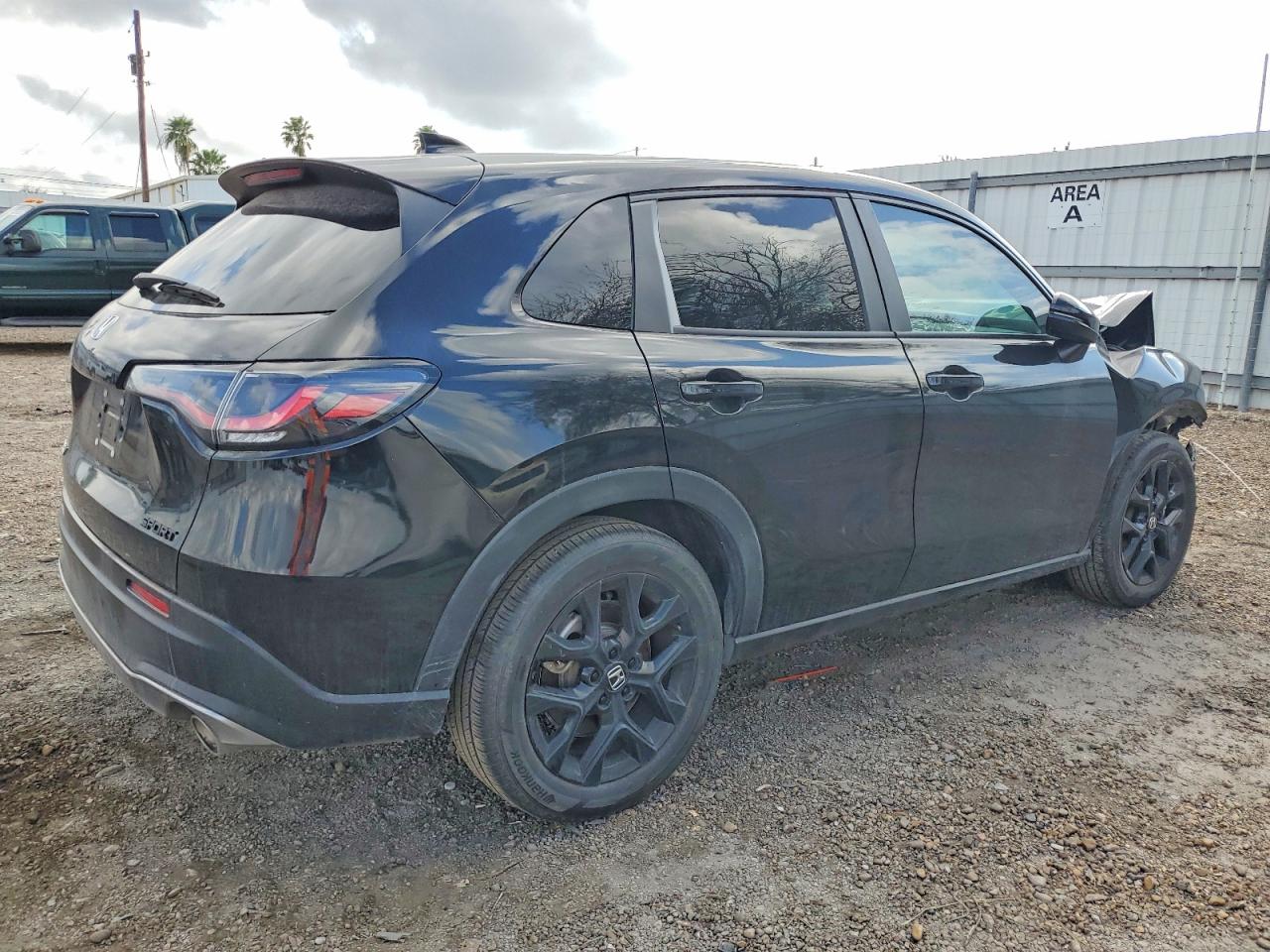 2024 HONDA HR-V SPORT photo 3