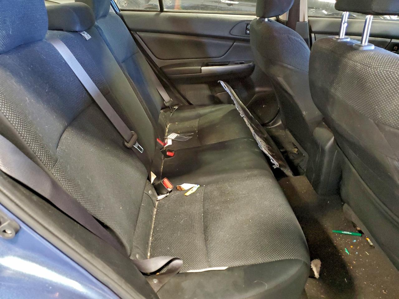 2016 SUBARU IMPREZA photo 10