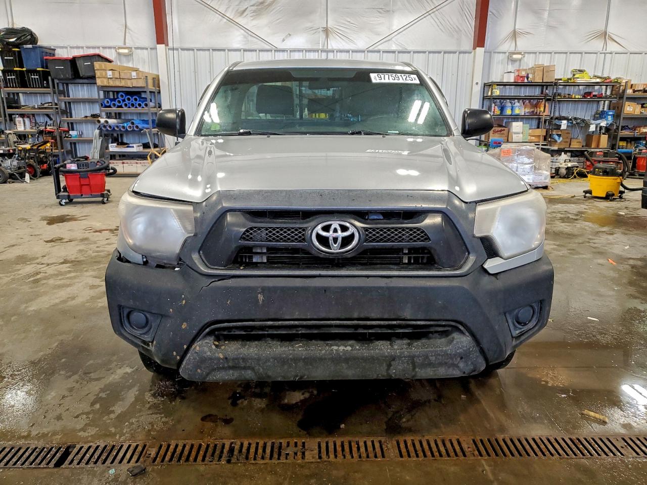 2013 TOYOTA TACOMA photo 5