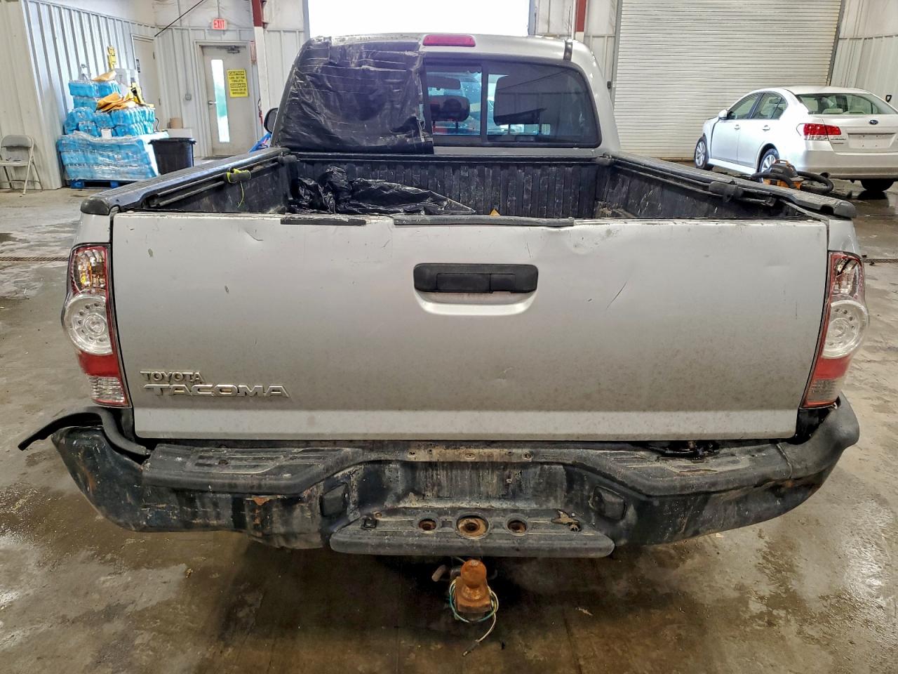2013 TOYOTA TACOMA photo 6