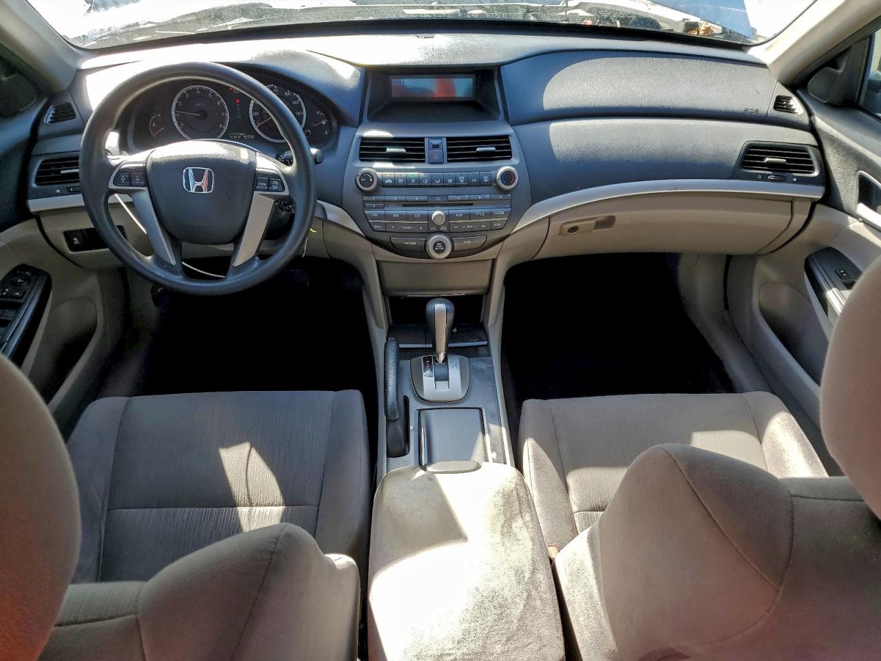 2012 HONDA ACCORD LX photo 8