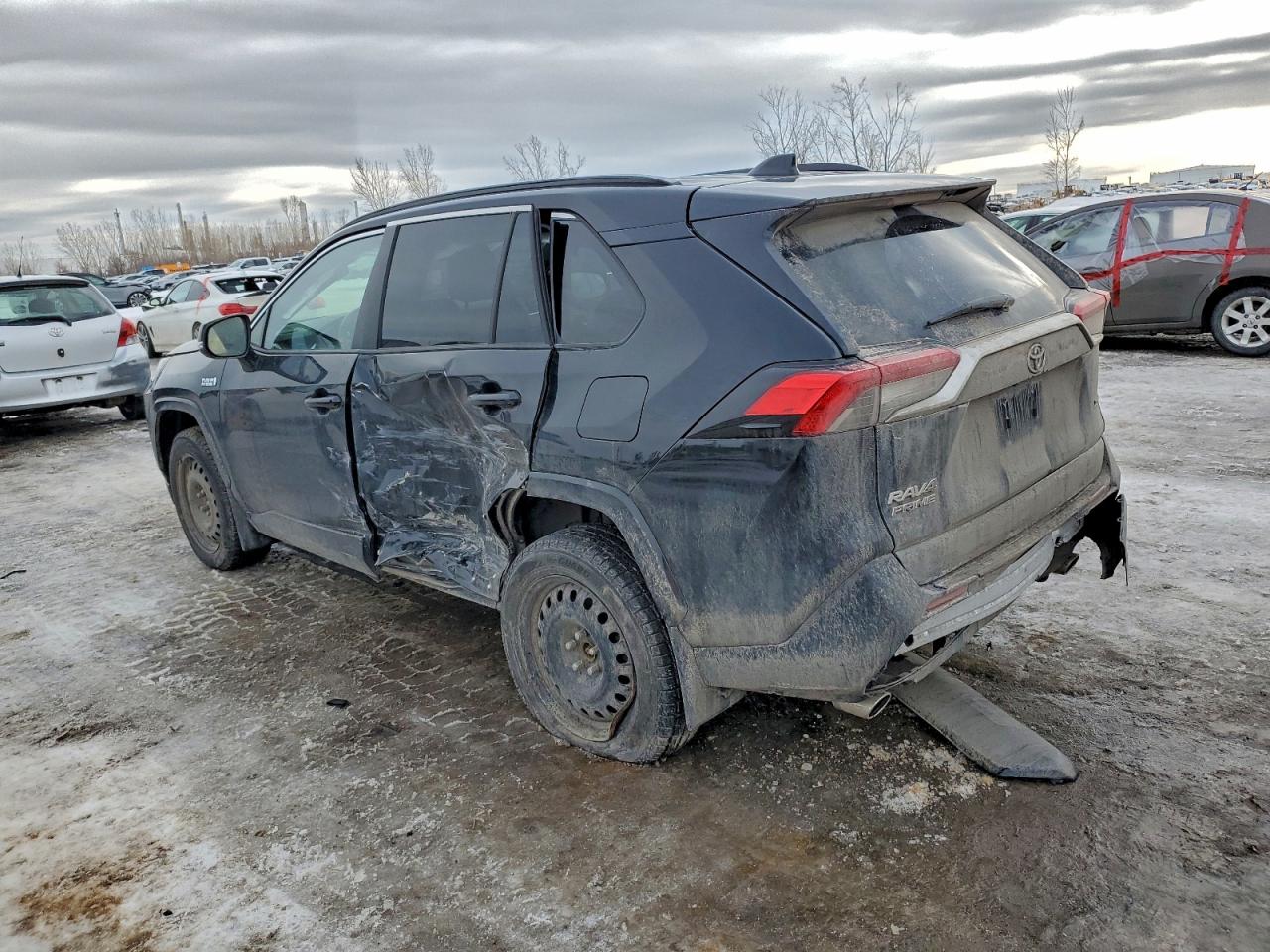 2023 TOYOTA RAV4 PRIME XSE photo 2