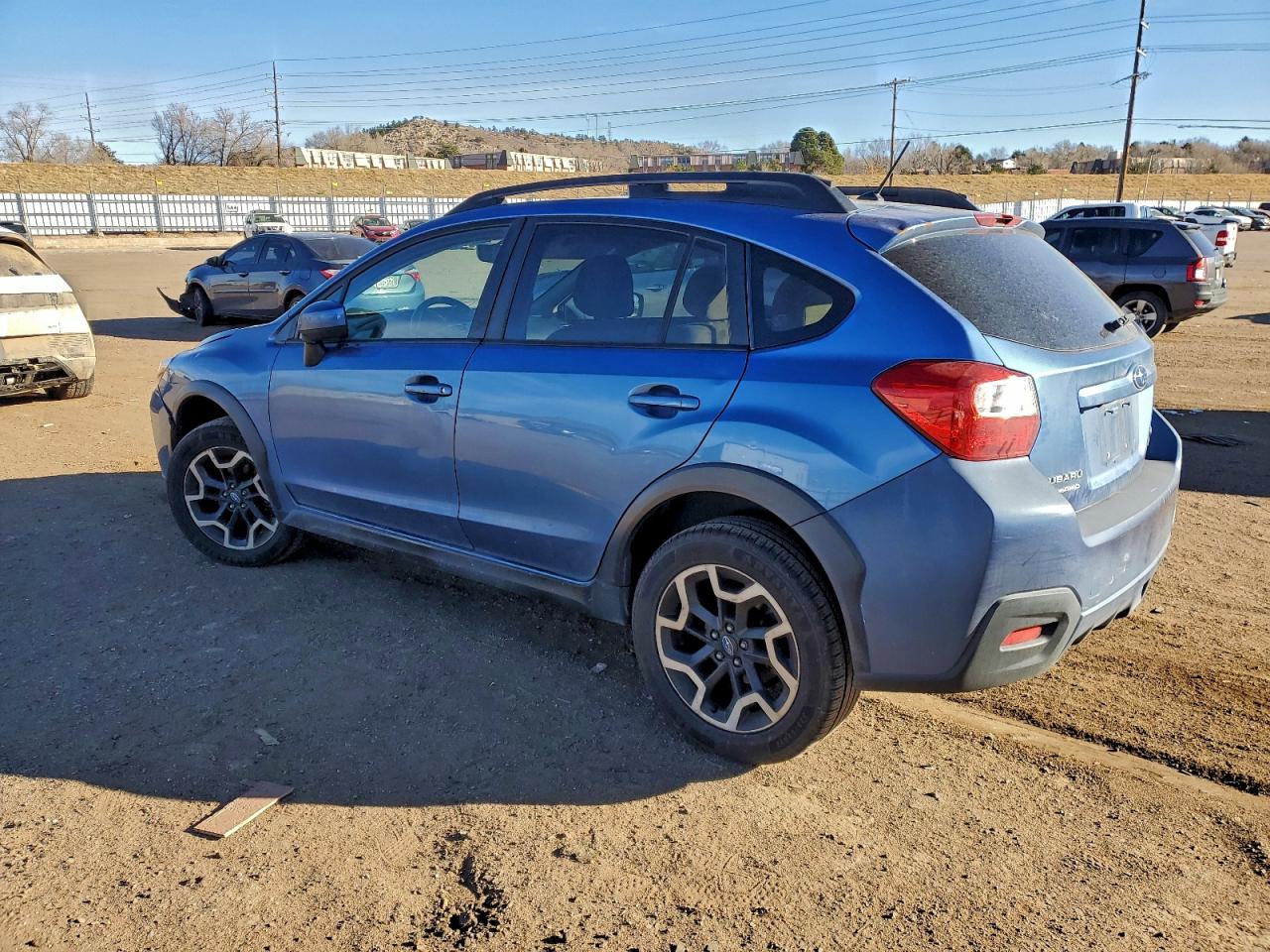 2017 SUBARU CROSSTREK PREMIUM photo 2