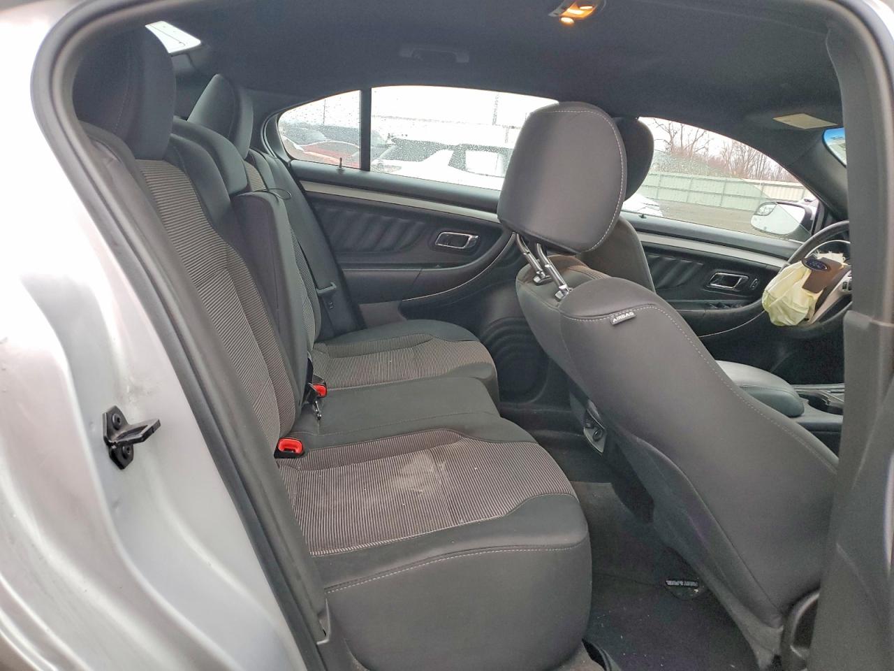 2018 FORD TAURUS SEL photo 28