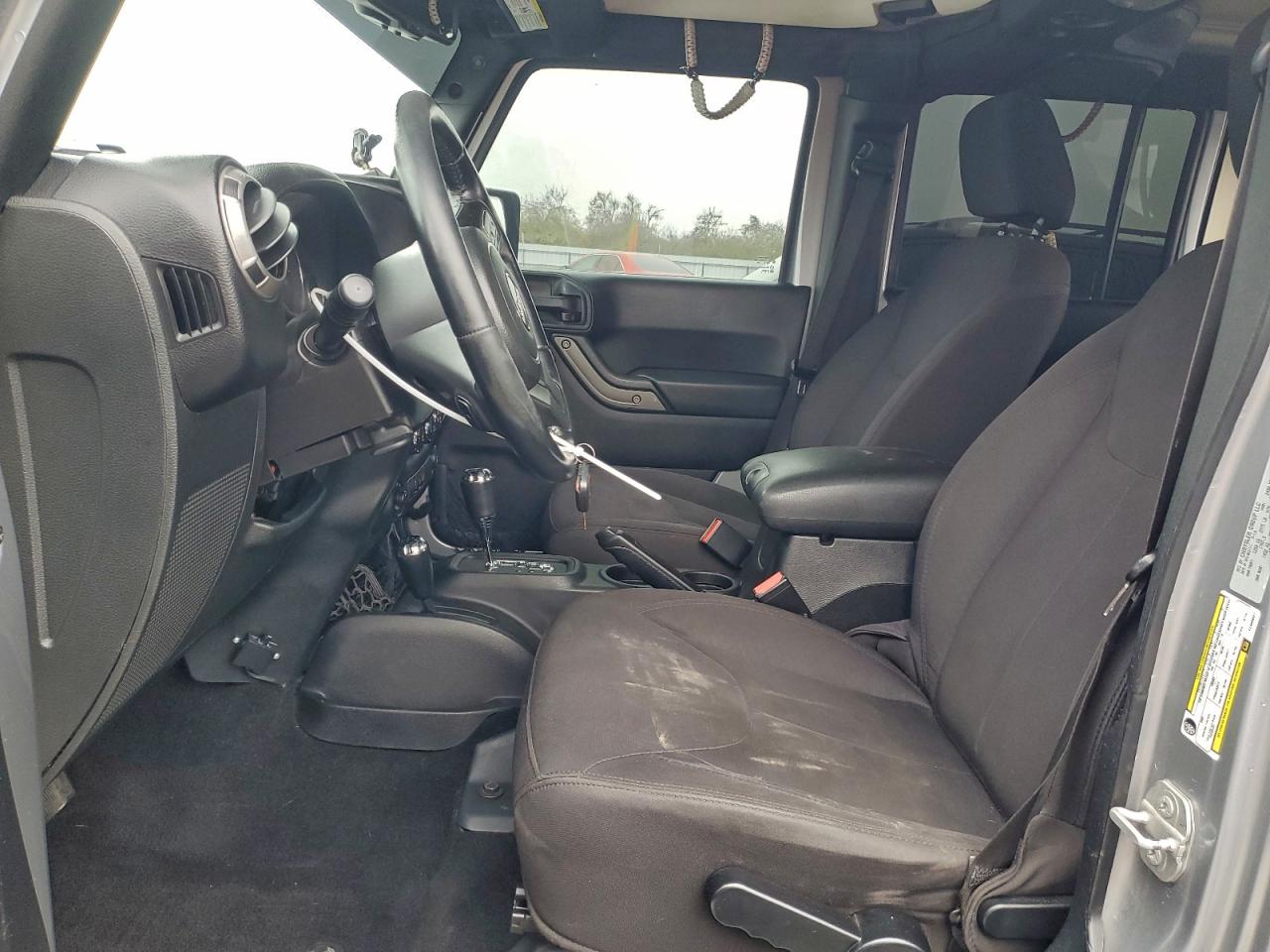 2015 JEEP WRANGLER UNLIMITED SPORT photo 7