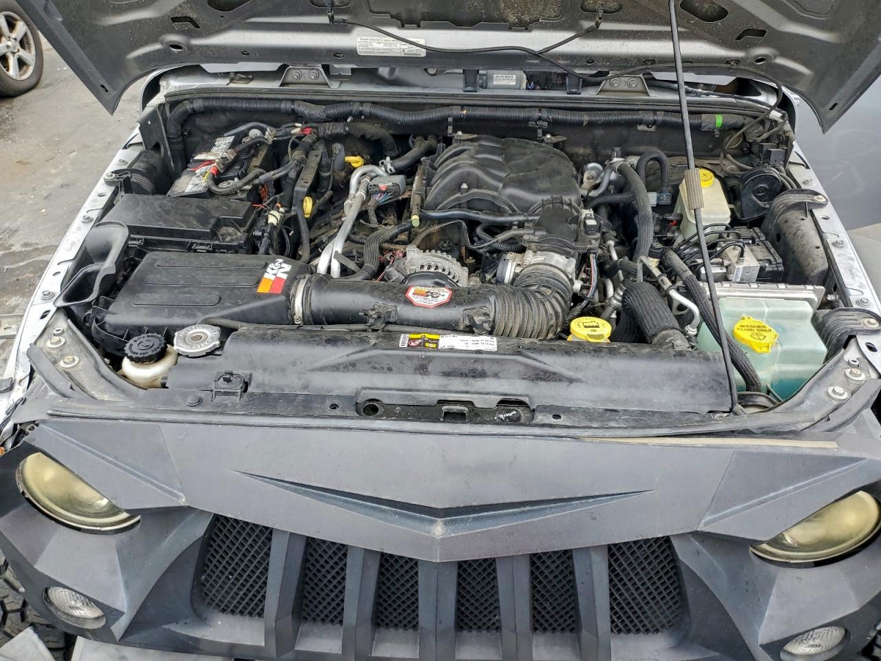 2015 JEEP WRANGLER UNLIMITED SPORT photo 12