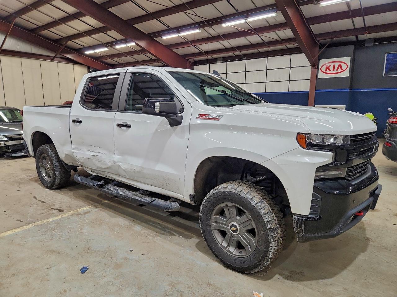 2019 CHEVROLET SILVERADO K1500 LT TRAIL BOSS photo 4