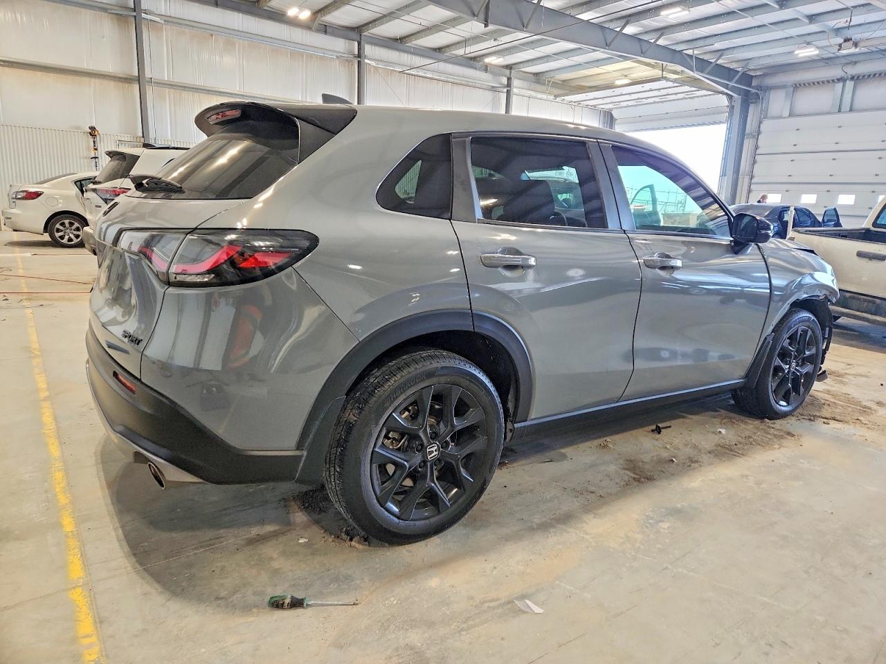 2024 HONDA HR-V SPORT photo 3