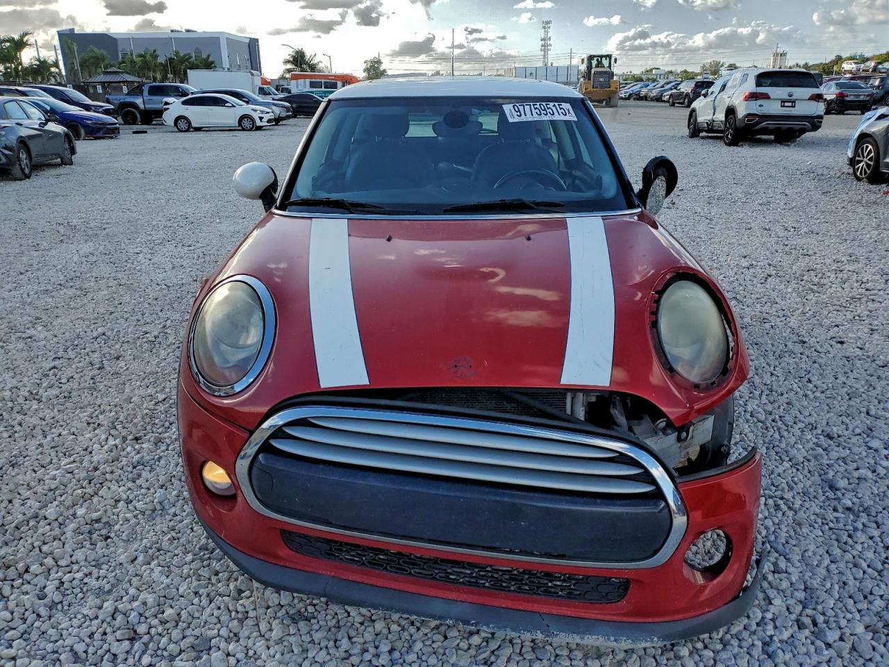 2014 MINI COOPER photo 5