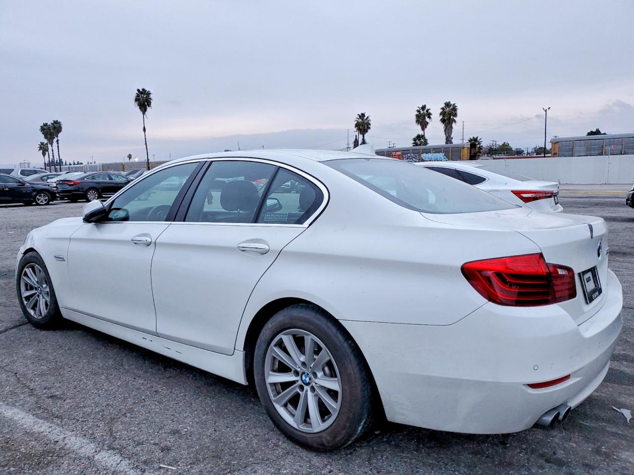 2016 BMW 528 I photo 2