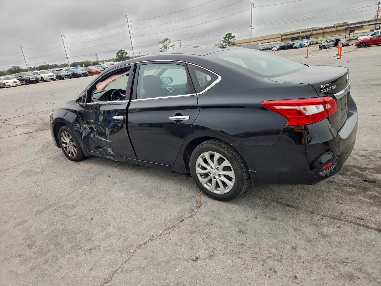 2018 NISSAN SENTRA S photo 2