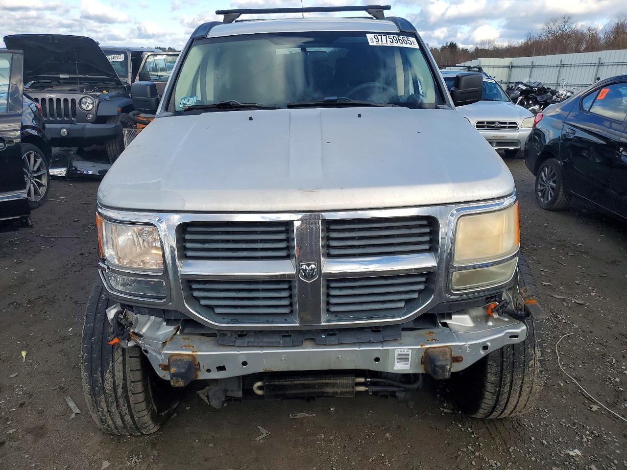 2007 DODGE NITRO SXT photo 5