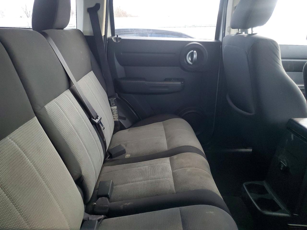 2007 DODGE NITRO SXT photo 10