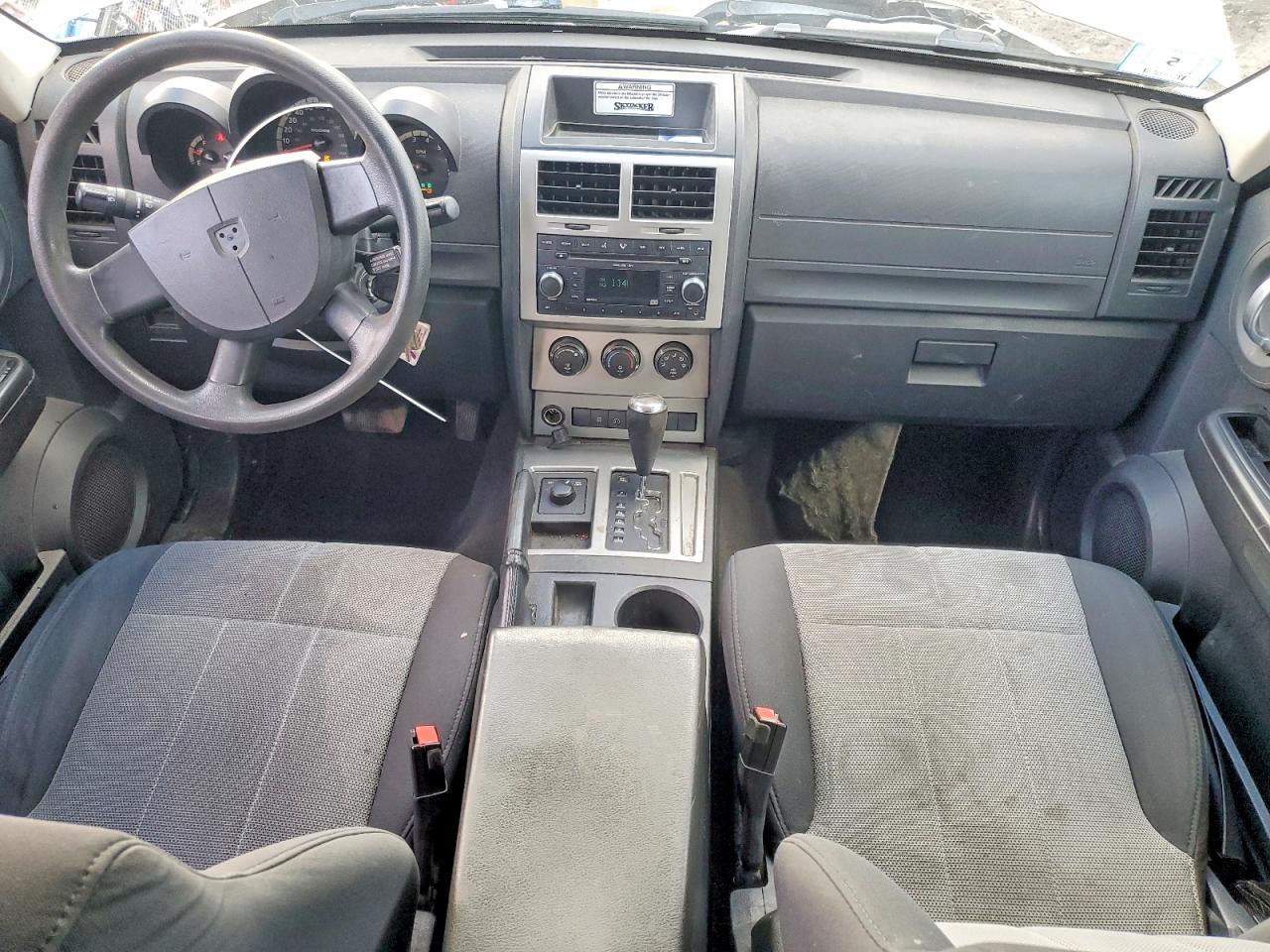 2007 DODGE NITRO SXT photo 8
