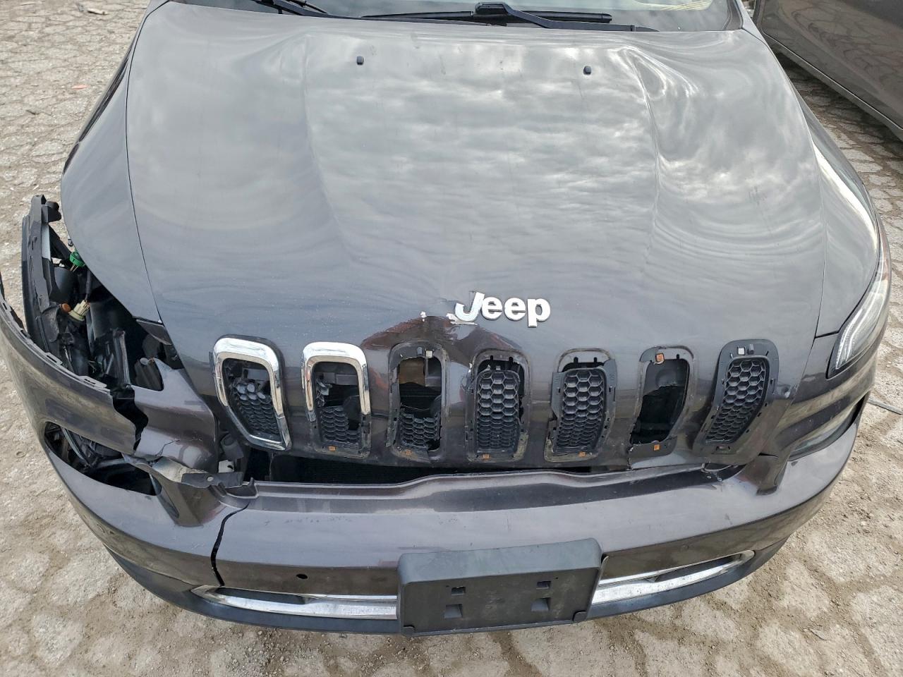 2017 JEEP CHEROKEE LIMITED photo 12
