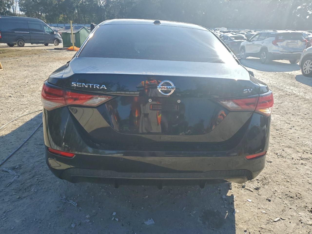 2023 NISSAN SENTRA SV photo 6