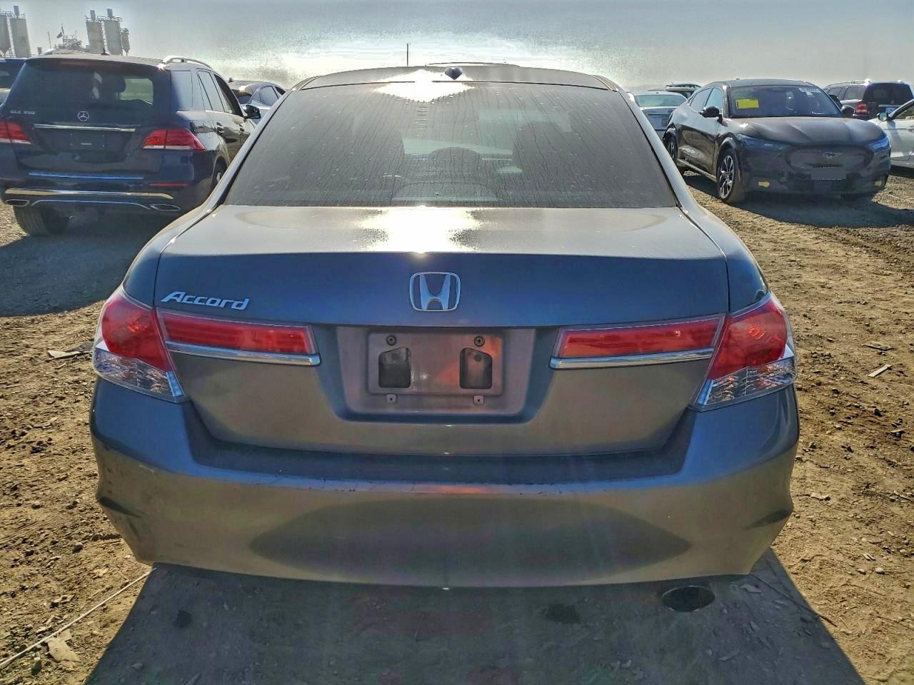 2012 HONDA ACCORD EXL photo 6