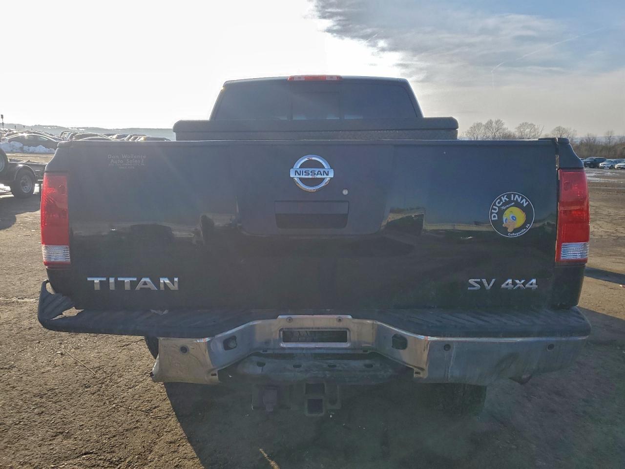 2011 NISSAN TITAN S photo 6