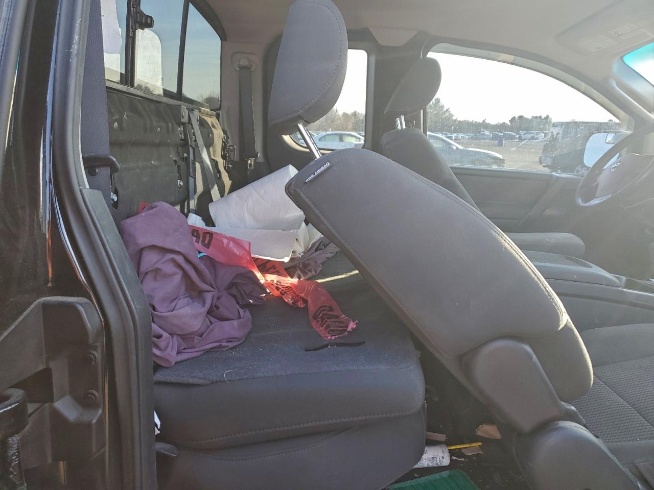 2011 NISSAN TITAN S photo 10