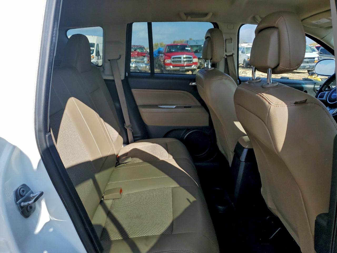 2017 JEEP COMPASS LATITUDE photo 11
