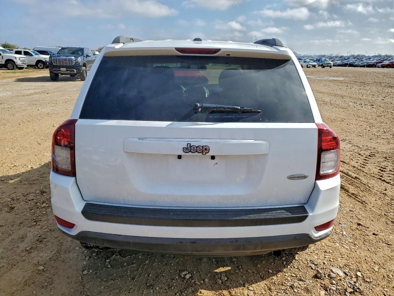 2017 JEEP COMPASS LATITUDE photo 6