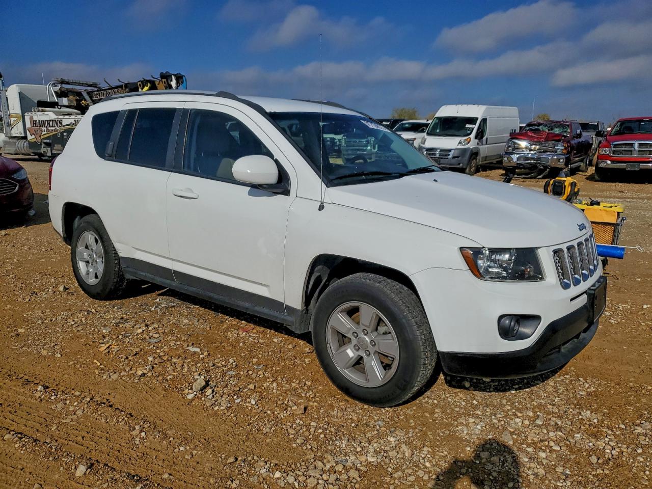 2017 JEEP COMPASS LATITUDE photo 4