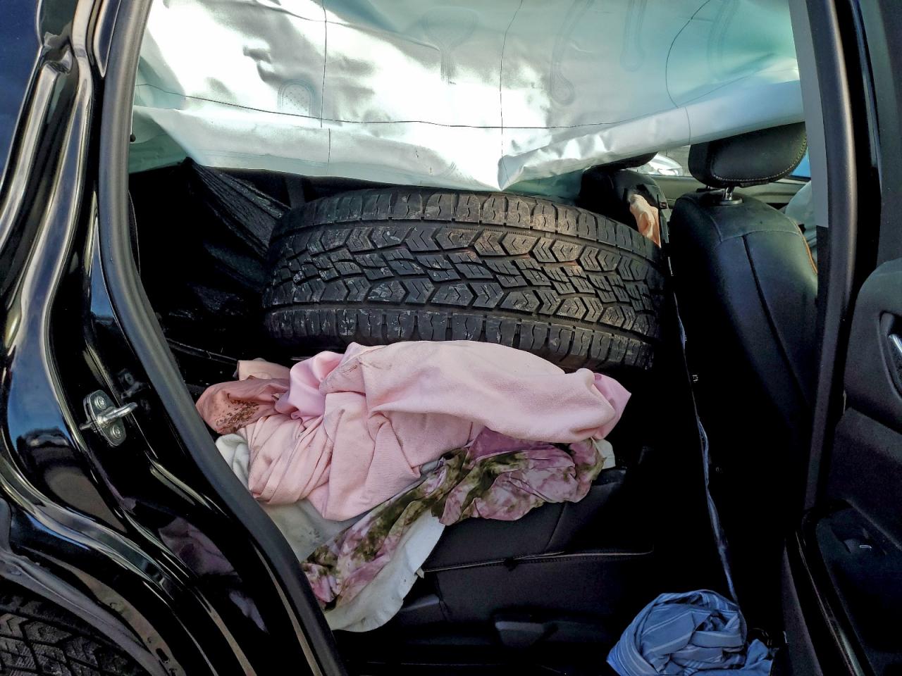 2023 GMC ACADIA AT4 photo 21