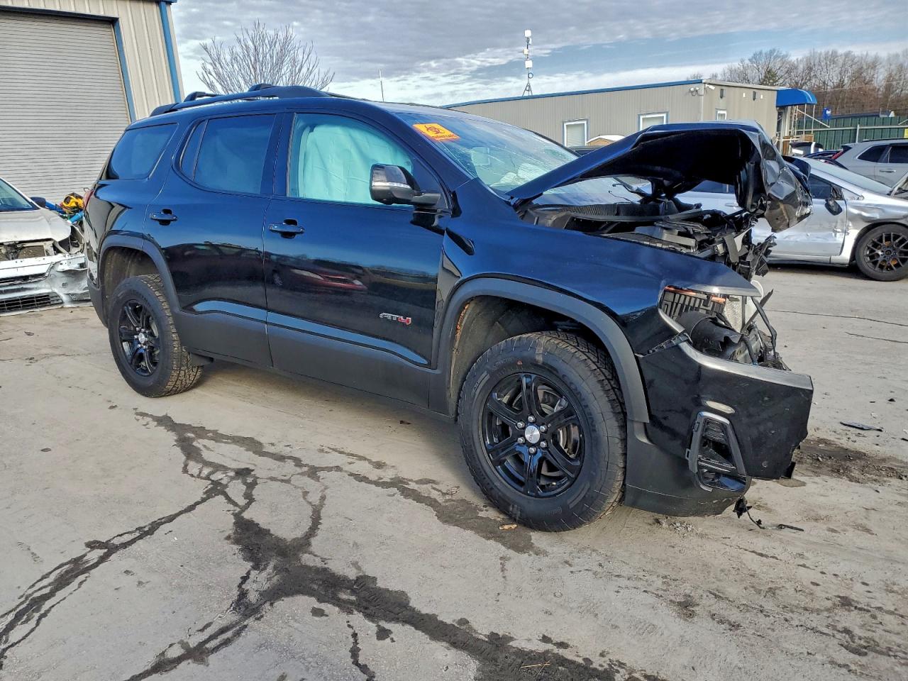 2023 GMC ACADIA AT4 photo 7