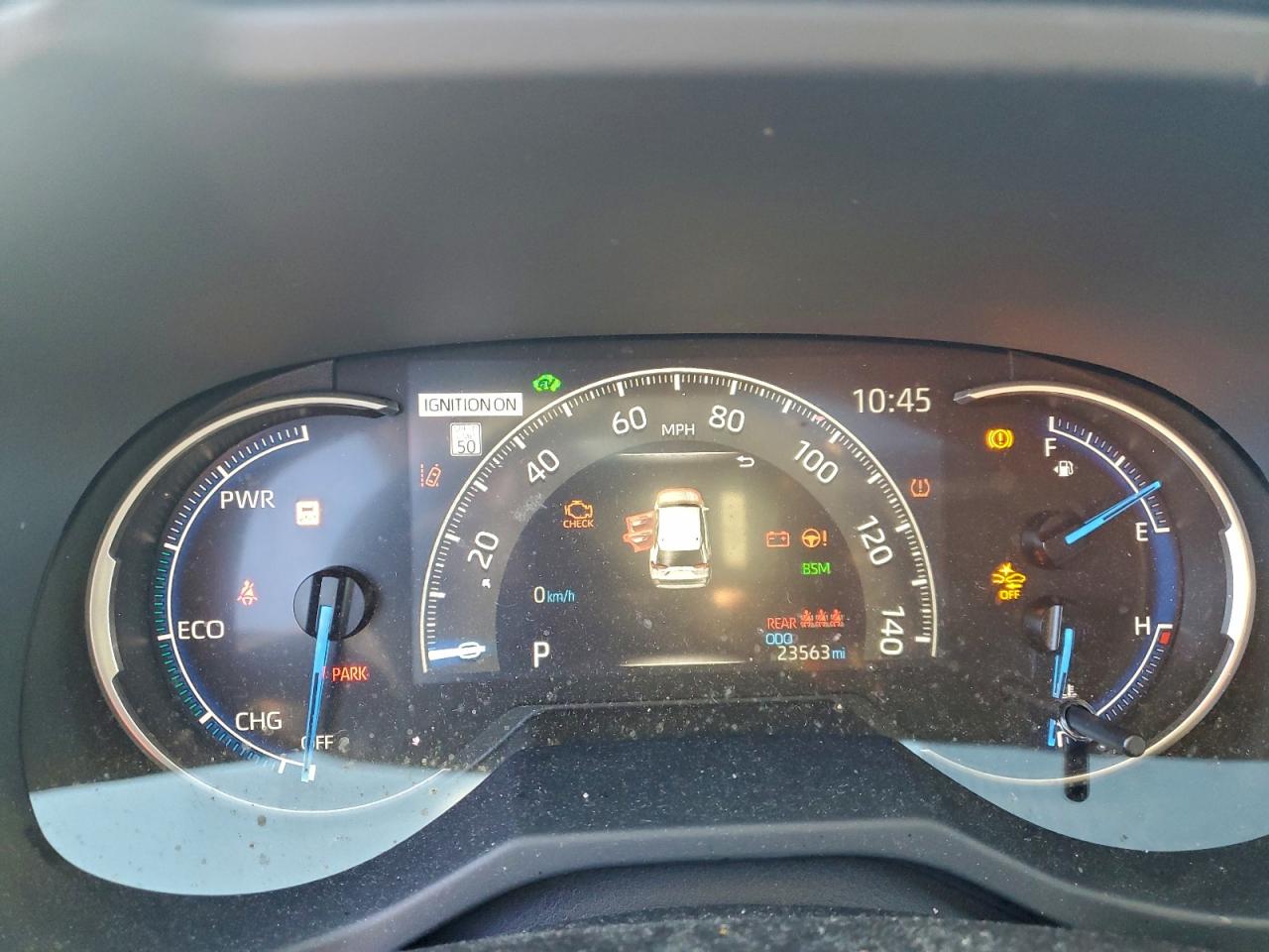 2024 TOYOTA RAV4 XLE photo 9