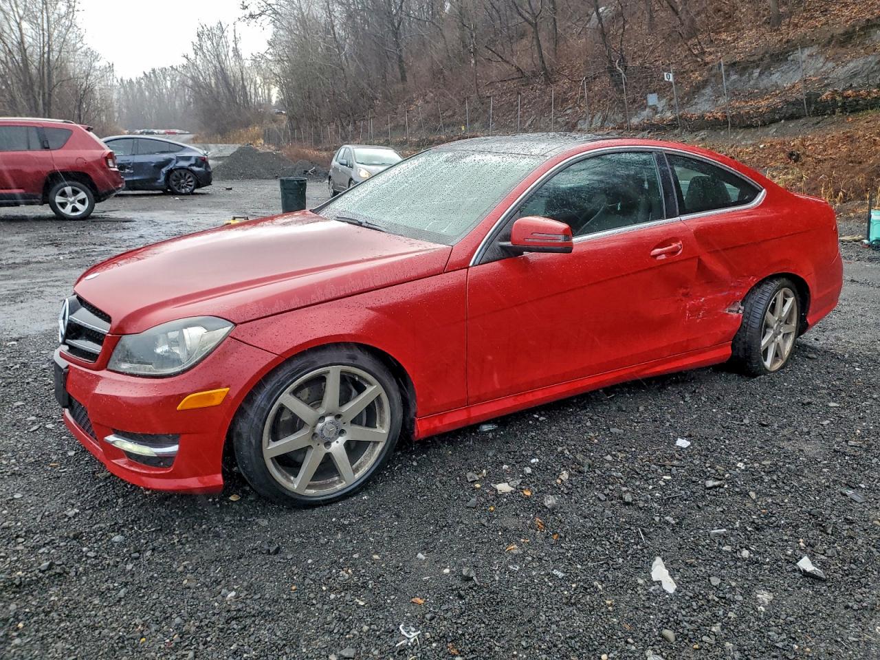 2014 MERCEDES-BENZ C
