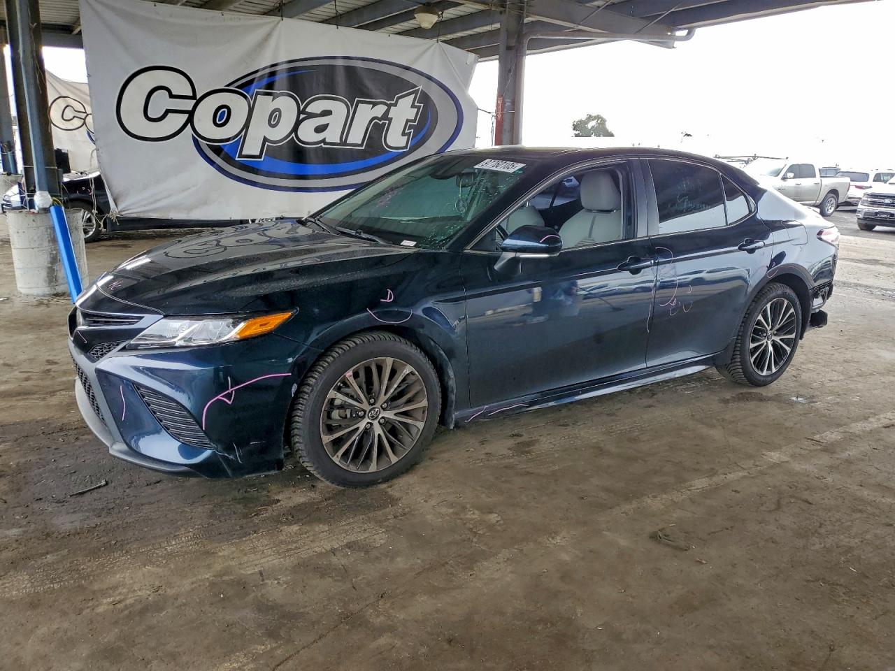 2019 TOYOTA CAMRY