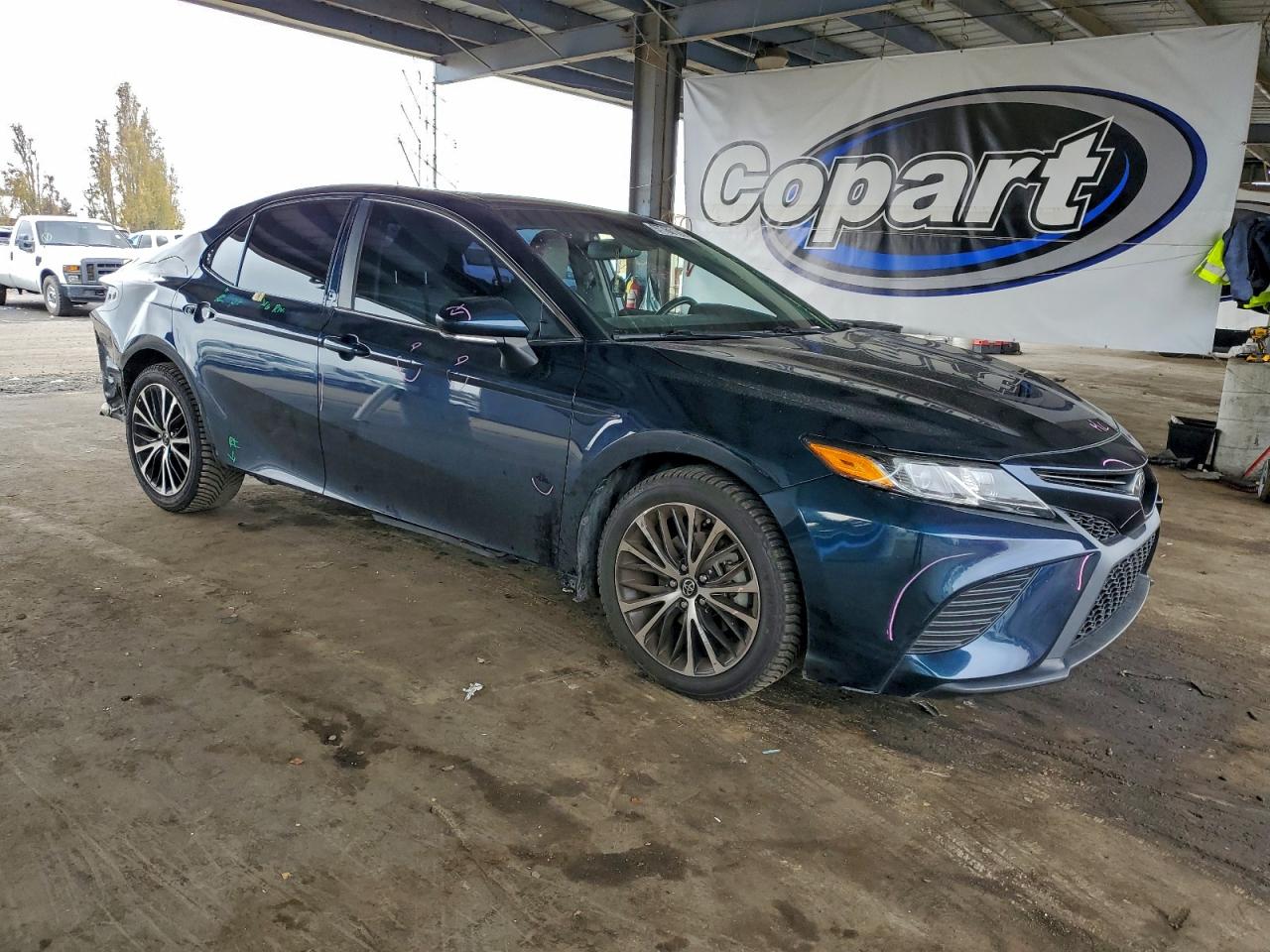 2019 TOYOTA CAMRY L photo 7