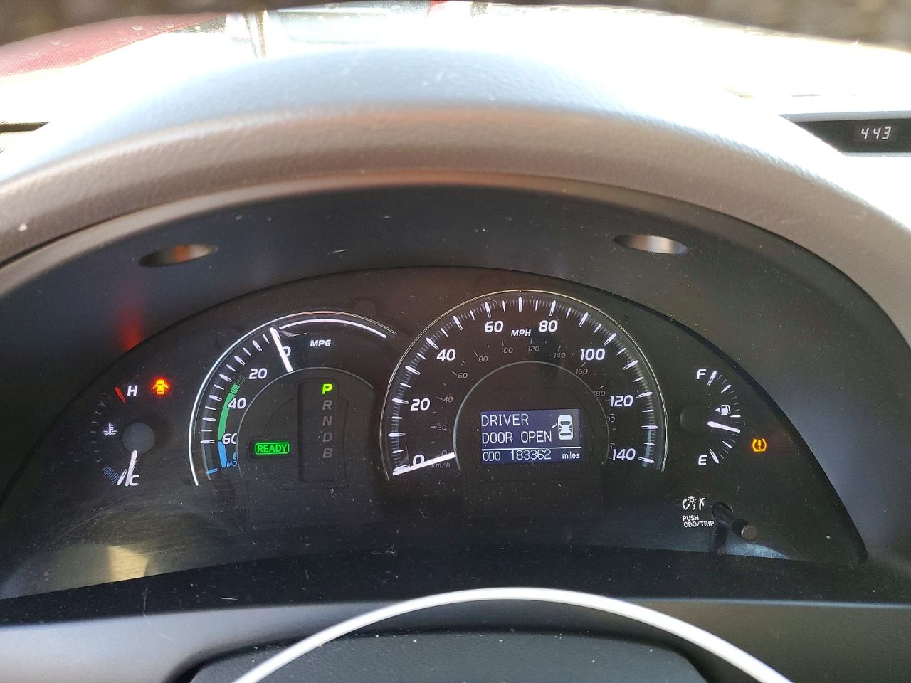 2011 TOYOTA CAMRY HYBRID photo 9