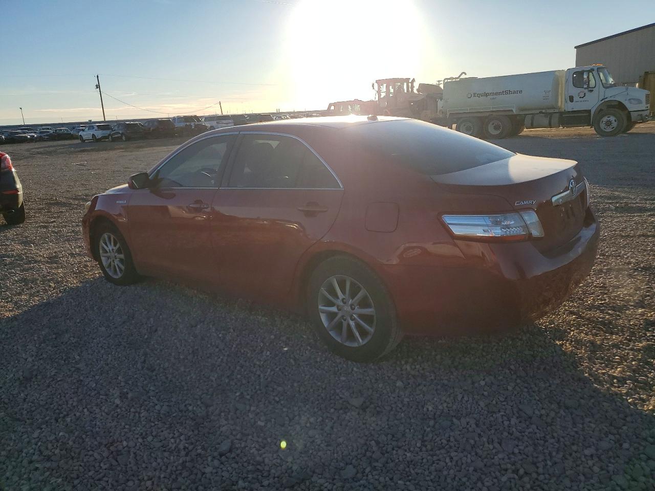 2011 TOYOTA CAMRY HYBRID photo 2