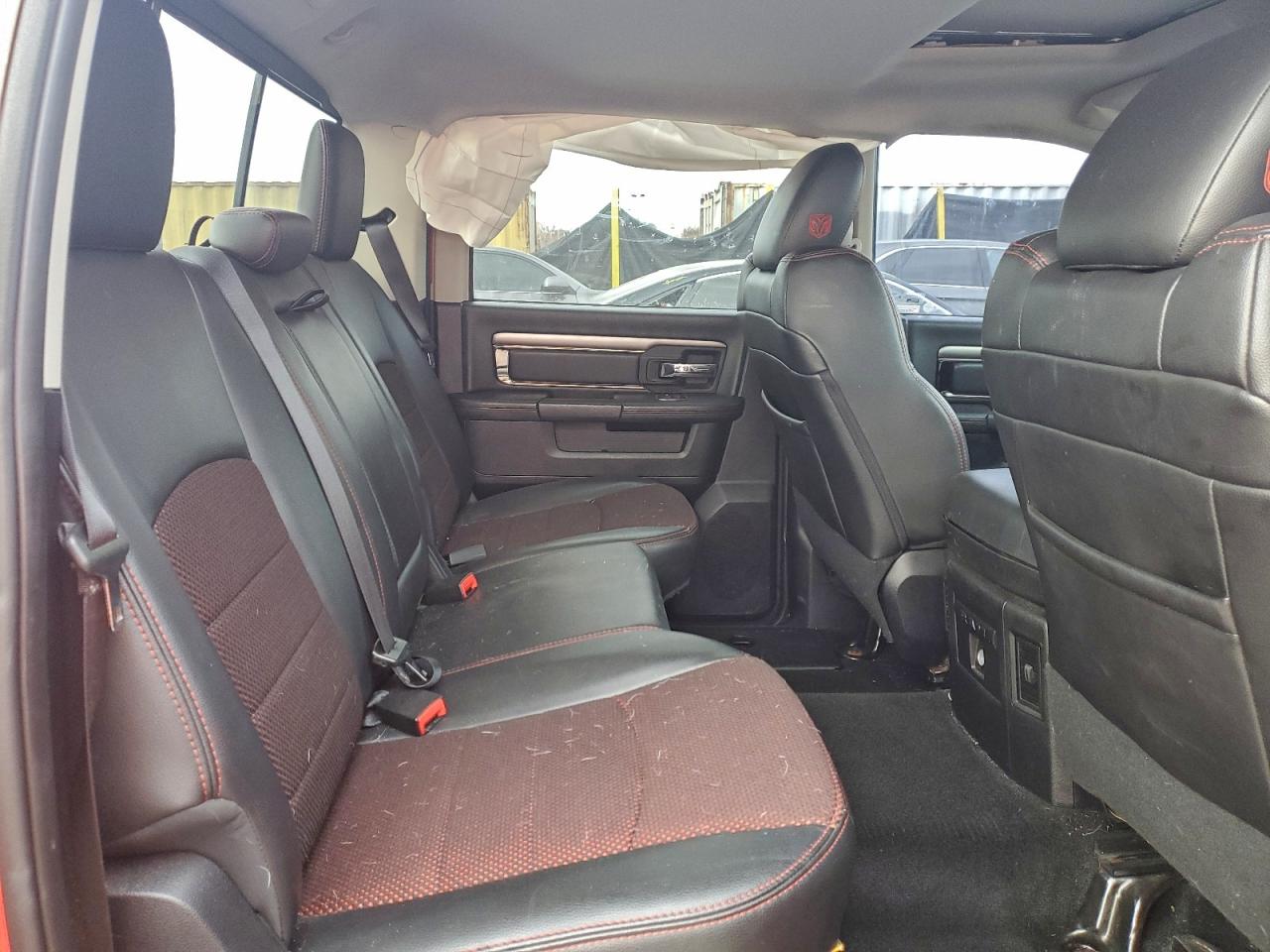2016 RAM 1500 SPORT photo 10