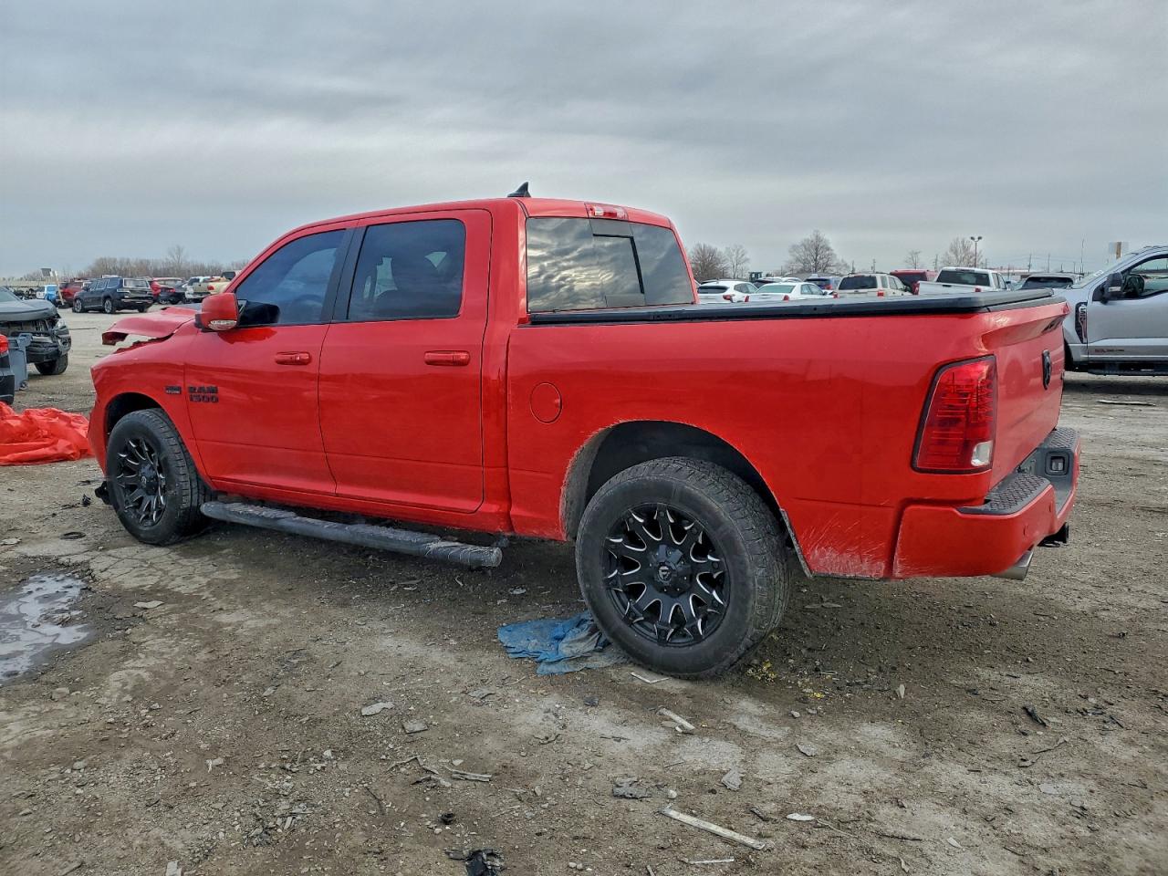 2016 RAM 1500 SPORT photo 2